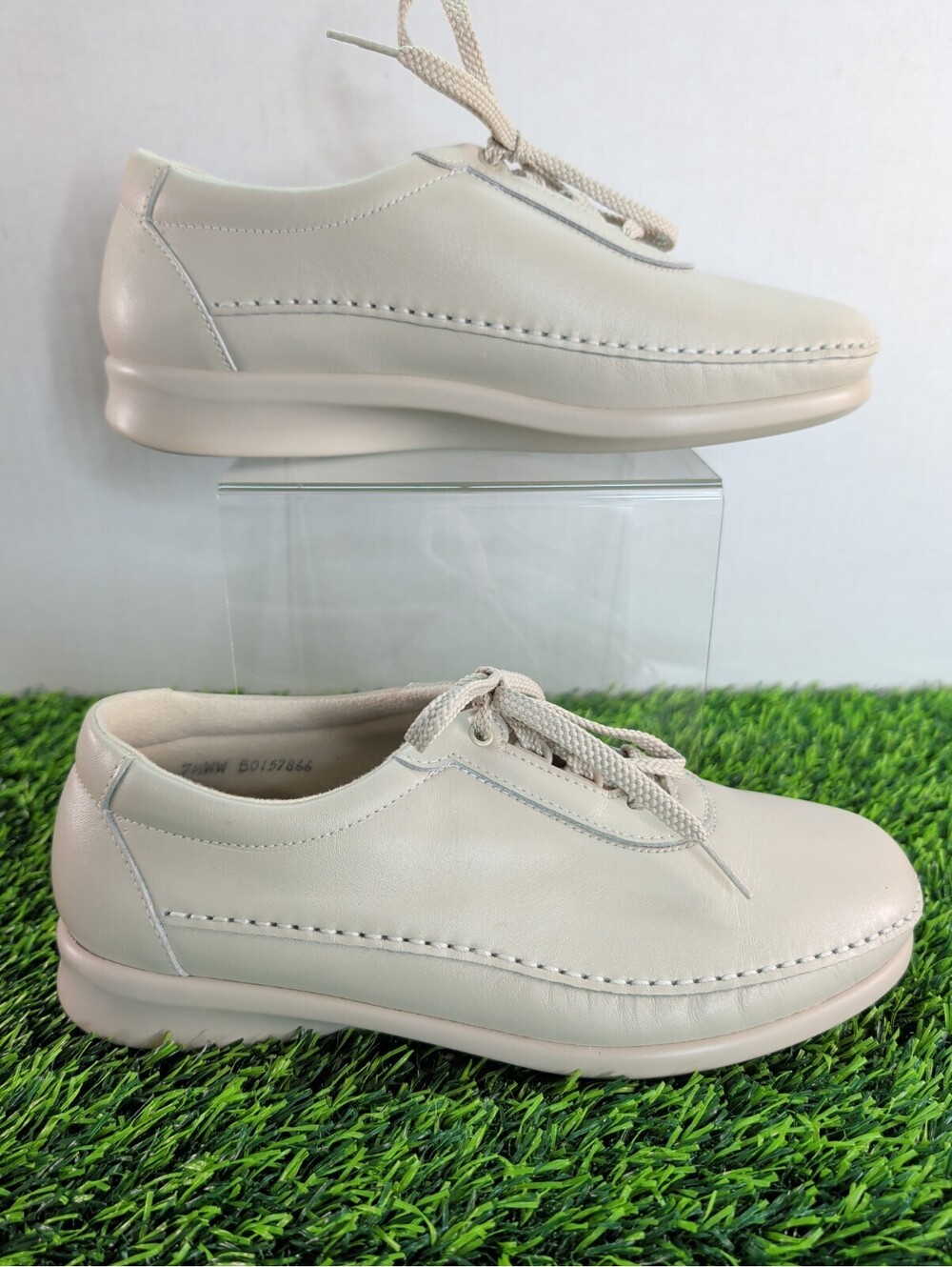 SAS Traveler Women's Beige Leather Oxford Tripad Comfort 7.5 WW